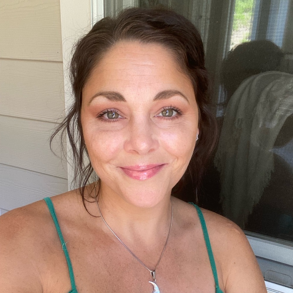 Meet your Posher, Kelli